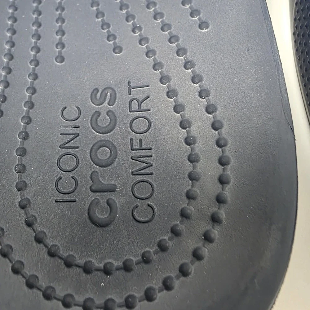NEW Crocs Classic Thong Flip Flop Sandals Size Men's 9 Women's 11 Navy #925